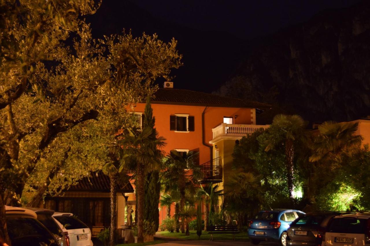 Residence Segattini Riva del Garda Kültér fotó