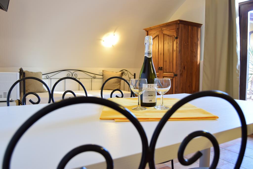 Residence Segattini Riva del Garda Kültér fotó