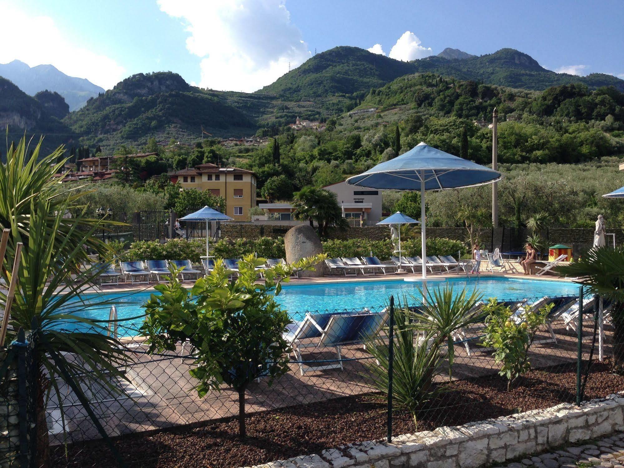 Residence Segattini Riva del Garda Kültér fotó